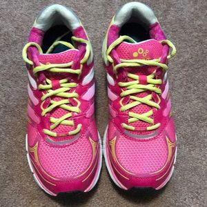 Vibram pink sneakers size 8m